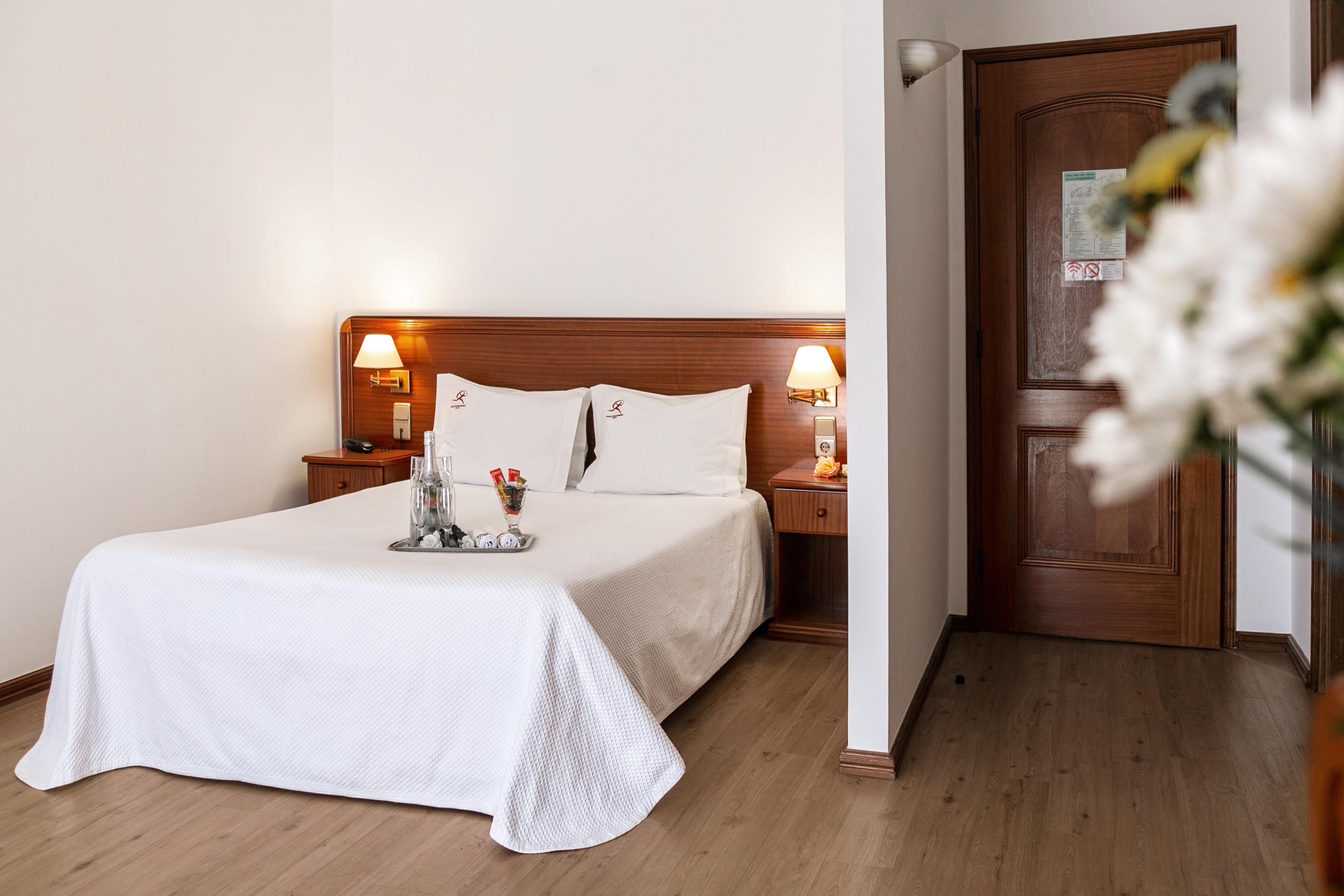 Hotel Comendador Бомбаррал Экстерьер фото